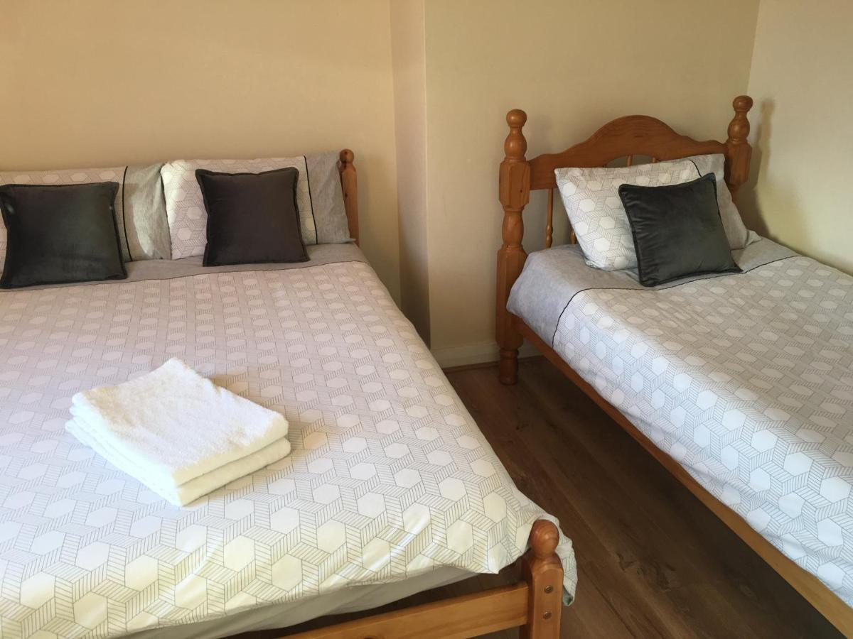 Double Rooms & Twin Rooms Rahoon Galway Exterior foto